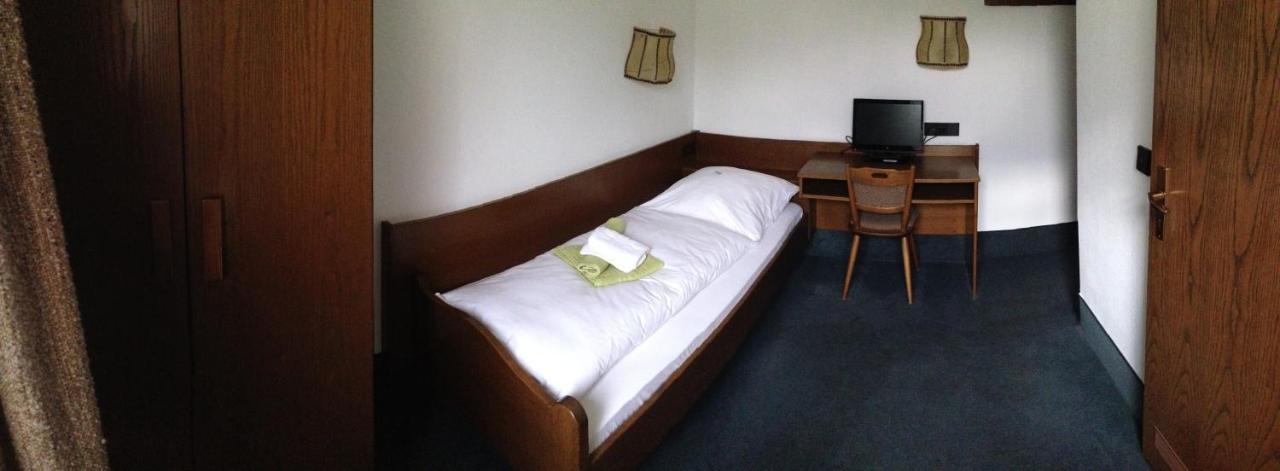 Goldene Rose Aparthotel Ebersbach an der Fils Luaran gambar